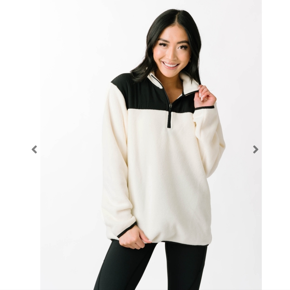 ZYIA 1/4 Zip Sweater Size Medium